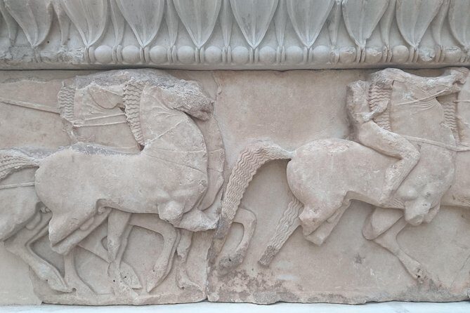 2-Day Trip to Delphi from Athens - Day 2: Leisurely Exploring Delphi Village and Returning to Athens