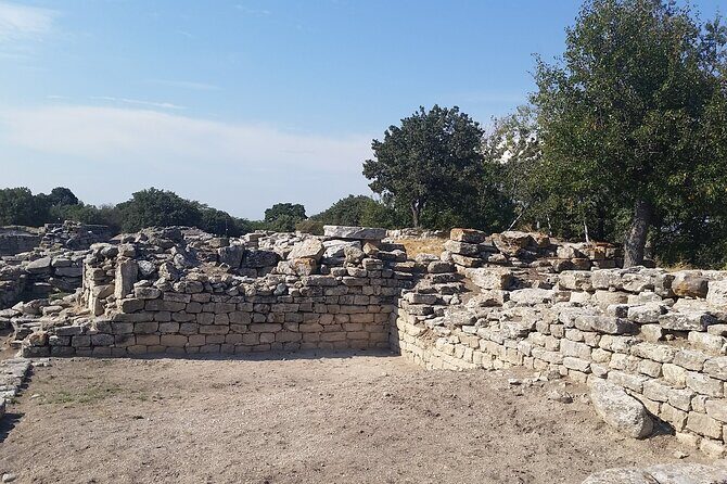 2-Days Gallipoli Troy Pergamon Acropolis Tour From Istanbul to Kusadasi - Key Points