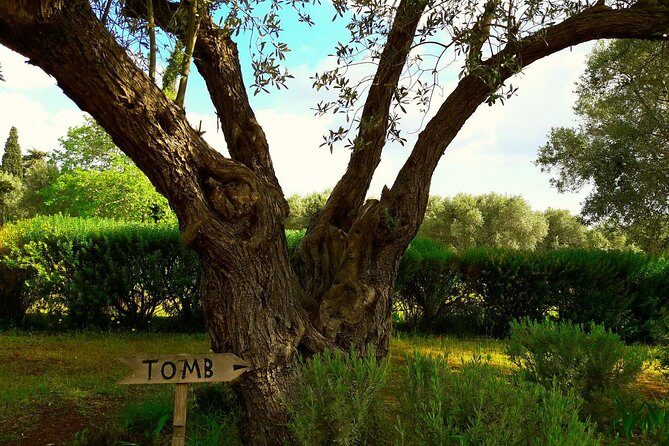 2 Days Herodotus Tour - Marathon, Thermopylae, Delphi, Thebes, Plataea, Salamis - FAQ Section