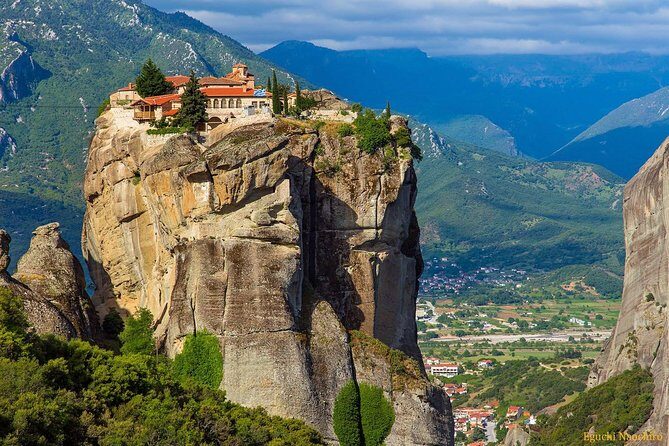 2-days rail trip from Athens to Meteora - An In-Depth Look at the 2-Day Athens to Meteora Tour