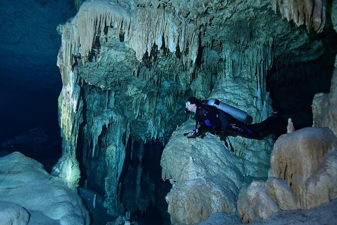 2 dives in Cenote Dos ojos Certified Divers - FAQ