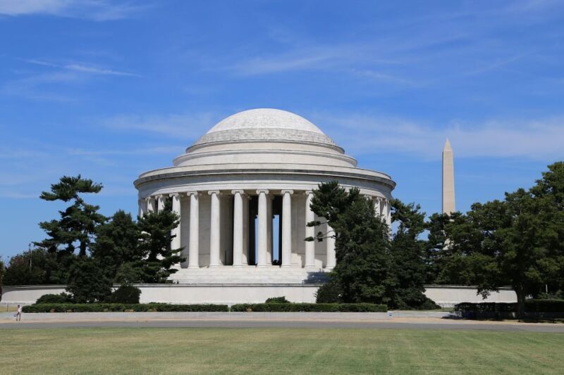 2 For 1! DC Highlights & Arlington Cemetery Tour Bundle - Is This Tour Right for You?