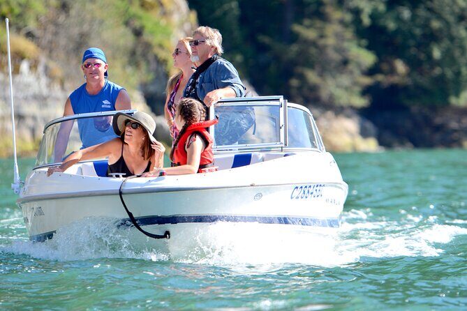 2 Hour Chartered Boat Tour from Deep Cove North Vancouver - What is the Tour All About?