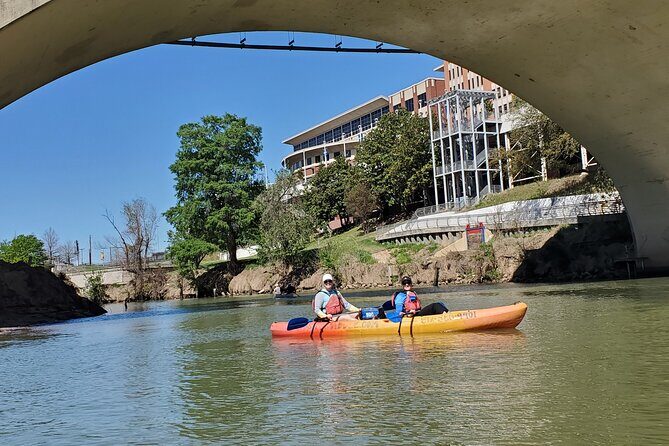 2-Hour Downtown Houston Skyline Paddleboard and Kayak Rentals - Key Points