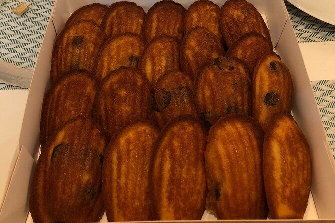 2-Hour Foodie Tour with 10 Tastings in Aix-en-Provence - The Sum Up