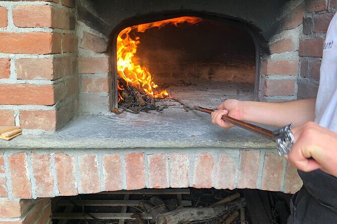 2-Hour Guided Family Pasta or Pizza Cooking Class in Acqui Terme - Discovering the Family Pasta or Pizza Cooking Class in Acqui Terme