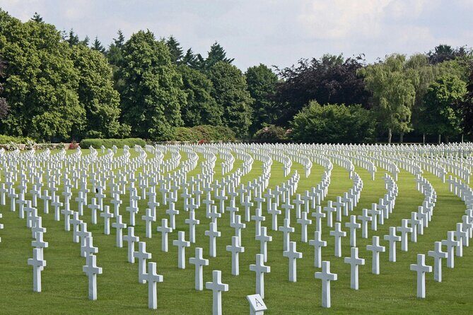 2 Hour Guided Walking Tour in Omaha Beach US Cemetery - The Experience in Detail