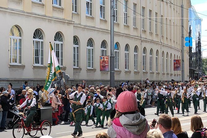 2-Hour Guided Walking Tour of Tallinn - Who Should Book This Tour?