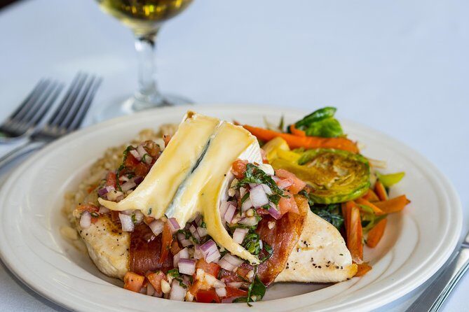 2-hour Lunch Cruise on Willamette River - What to Expect on the 2-Hour Willamette River Lunch Cruise