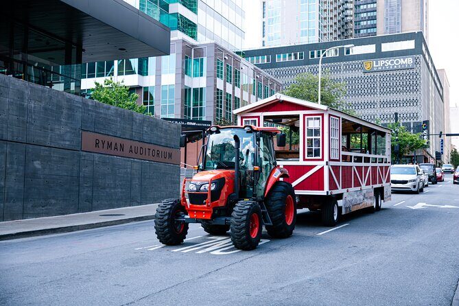 2 Hour Narrated Sightseeing Tractor Tour of Nashville - What makes this tractor tour stand out?