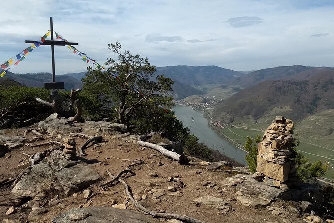 2-hour Private Alpine Hiking Tour on Seekopf Mountain, Wachau Valley from Vienna - Key Points