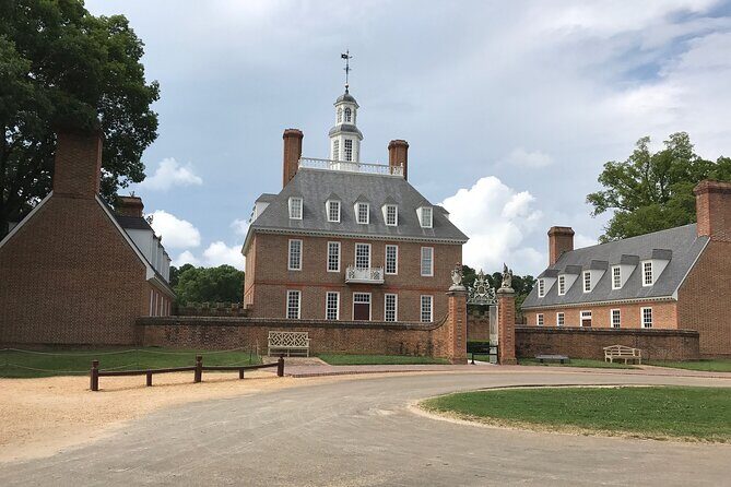 2-Hour Private Guided The best of Williamsburg Walking Tour - The Itinerary: What You’ll Actually See