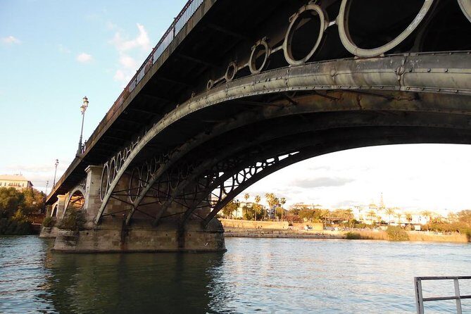 2-Hour Private Guided Walking Tour of Triana - Key Points