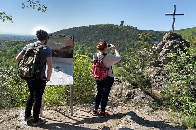 2-Hour Private Hiking Tour Helenental Castles Hike from Vienna - Exploring the Castle Ruins