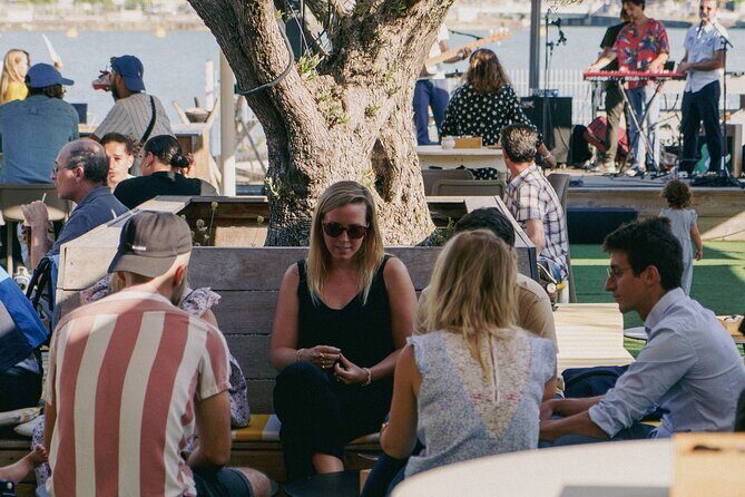 2 Hour Private Photo Session in Bordeaux (THE MOST BEAUTIFUL) - What to Expect from the Bordeaux Photo Session