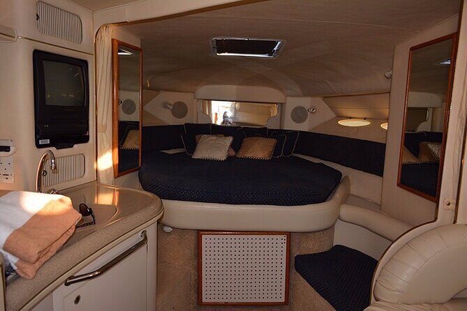 2-hour Private Sunset Cruise on a luxury yacht in Cancun Bay 25P18 - FAQ