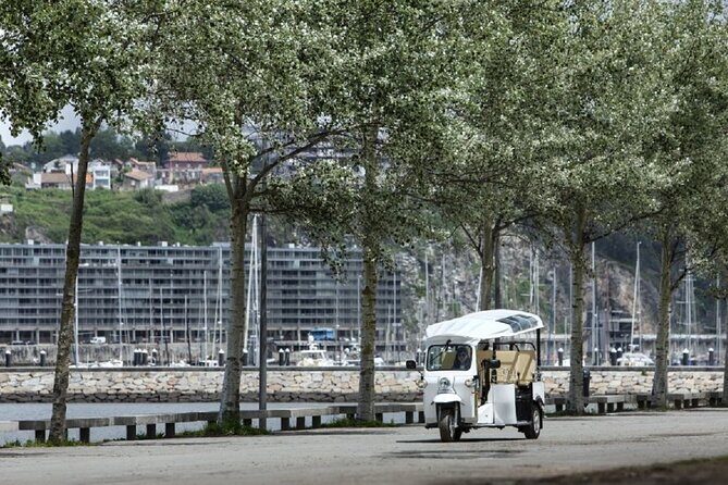 2 Hour Private Tuktuk Tour in Porto to Monastery and Cellars - The Worth of the Price