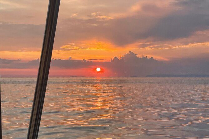 2-Hour Sorrento Coast Sunset Cruise with Dinner Experience - What Travelers Say