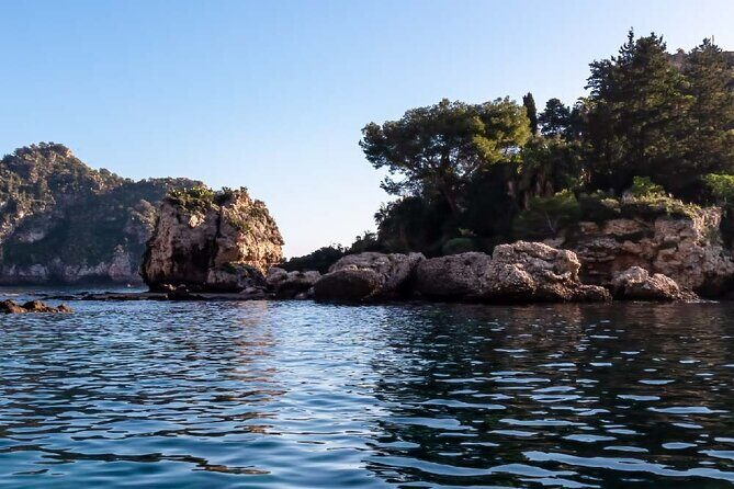 2 Hour Sunset Dolphin Watching Shared Tour in luxury boat - Who Is This Tour Best Suited For?