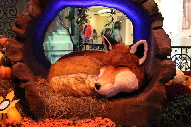 2-Hour Vegas Strip Walking Tour with Photos,Champagne & Vintage Vegas Goody Bags - Final Thoughts