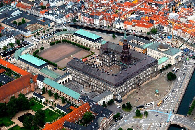 2-Hour Walking Introduction to Copenhagen and its Main Sights - Religious and Royal Landmarks