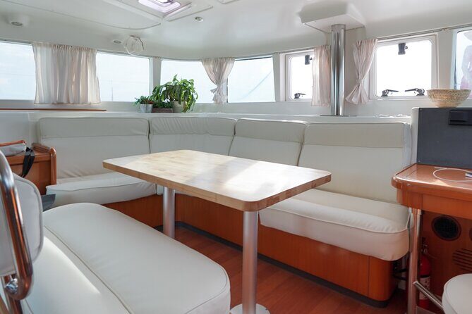 2 Hours Cocktail Sail Aboard Bella - Key Points