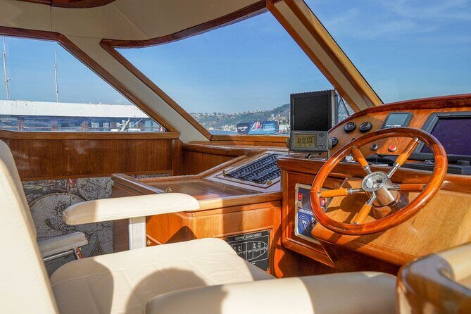 2-Hours Luxury Private Yacht Cruise on Bosphorus Istanbul - Who Should Consider This Tour?