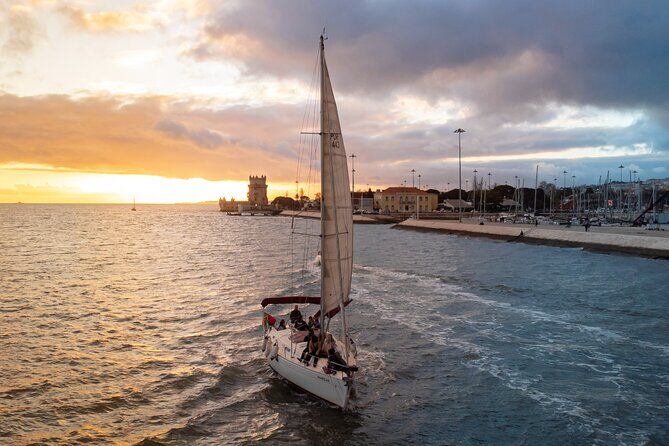 2 Hours Private Sailing Tour with Wine and Snacks - Key Points