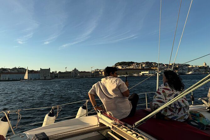 2 Hours Private Sailing Tour with Wine and Snacks - The Experience of the Tour