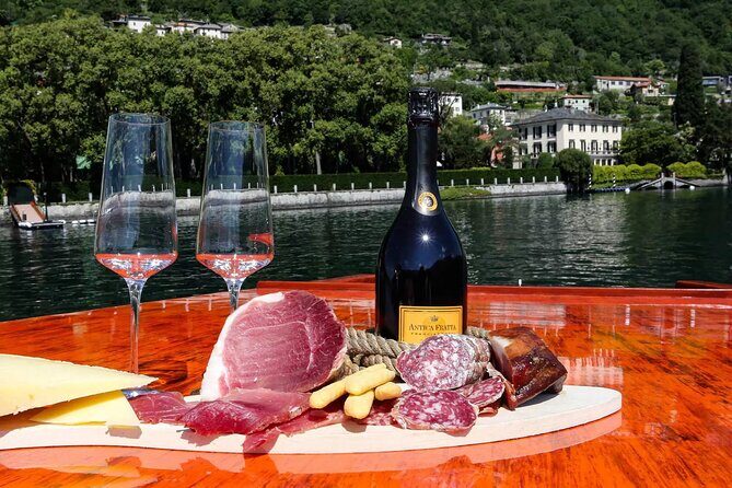 2 Hours Private Wooden Boat Tour on Lake Como 10 pax - A Closer Look at the 2-Hour Private Wooden Boat Tour on Lake Como