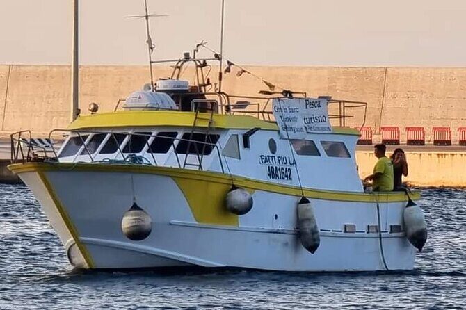 2 hours tour on boat to Polignano a mare - Who Should Consider This Tour?