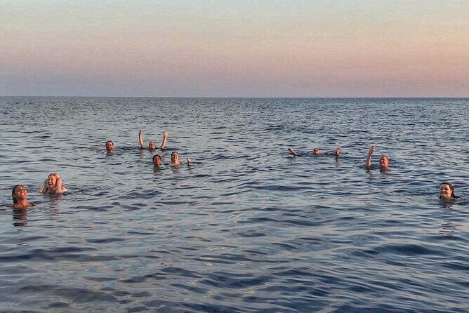 2 Hr Shared Cinque Terre Sunset Cruise with Swim Stop {wine inc!} - Who should consider this tour?
