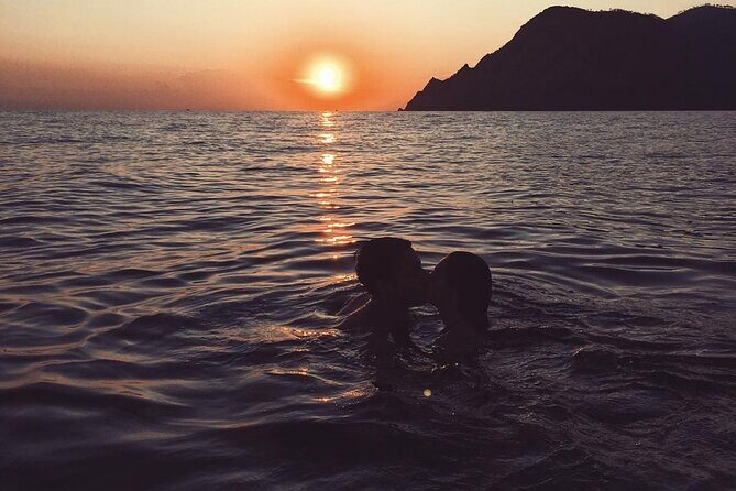 2 Hr Shared Cinque Terre Sunset Cruise with Swim Stop {wine inc!} - The Sum Up