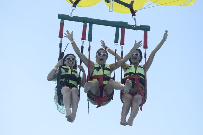 2 in 1 Parasail Cancun and Jet ski - The Value for Your Money