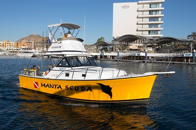 2 Tank Combo Cabo Reserve & Corridor, certified divers with MANTA - The Itinerary in Detail