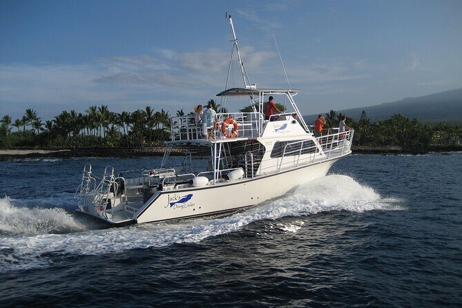 2-Tank Daytime Scuba Dive Boat Trip - Great underwater adventures await on the Big Island with the 2-Tank Daytime Scuba Dive Boat Trip offered by Jack’s Diving Locker. If youre a certified diver looking to explore Kona’s renowned reefs, this trip promises a balance of expert guidance, comfortable amenities, and unforgettable marine encounters.