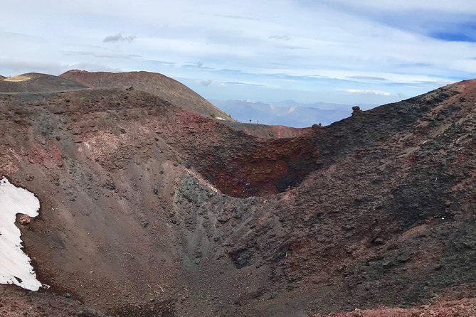 2002 Crater Excursion - Northern Etna - The Guide Experience: What Makes This Tour Feel Worth It