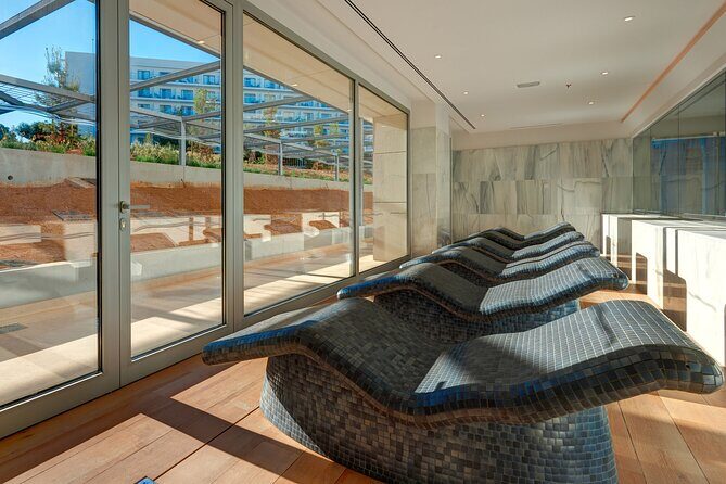 25 Minute Couples Massage with Spa Access - What to Expect from the Experience