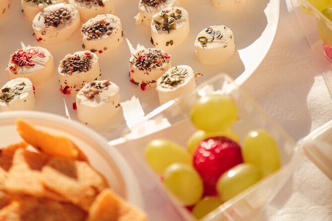 2H Hour Private Cruise on Lake Como by Motorboat 10 PAX - FAQ