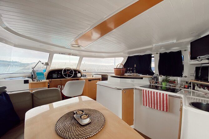 2H Lisbon Private Luxury Catamaran Tour with Welcome Drink - Who Would Love This Tour?
