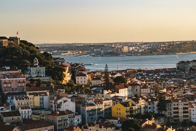 2H Private Lisbon Sightseeing Tour with TukTuk - Who Should Consider This Tour?