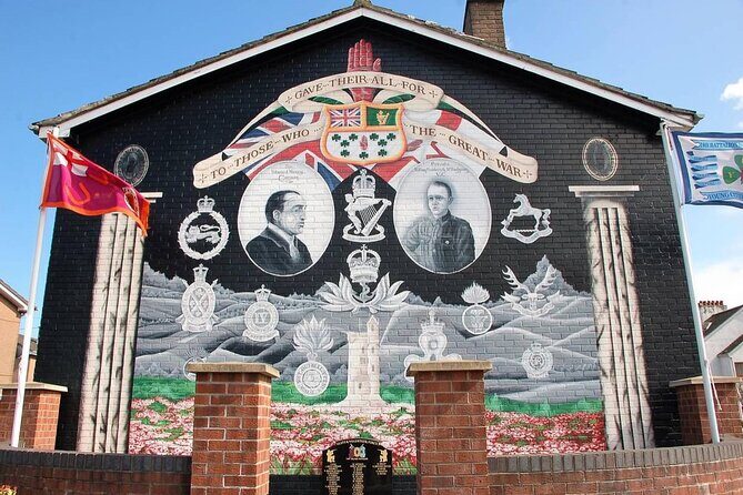 2hours Republican & Loyalist Mural Black Taxi Tour from Belfast - FAQs