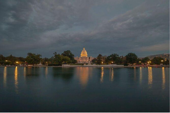 3-4 Hour Private DC City Moonlight Tour by Van - FAQs