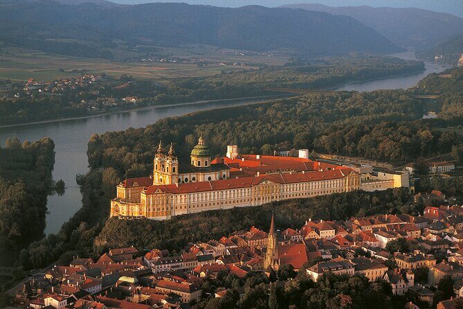 3 Castles and Wine Private Day Trip in Danube Valley from Vienna - What to Expect From This Danube Valley Tour