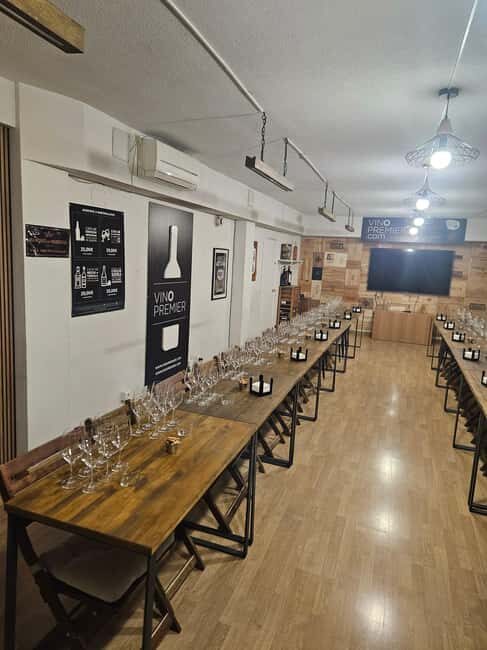 3 craft beer tasting + 3 tapas - The Flavour of Madrids Craft Beer Scene