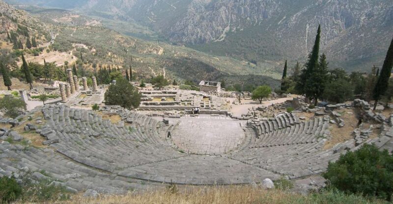 3-day classical Spanish guided tour in Peloponesse & Delphi - Final Thoughts