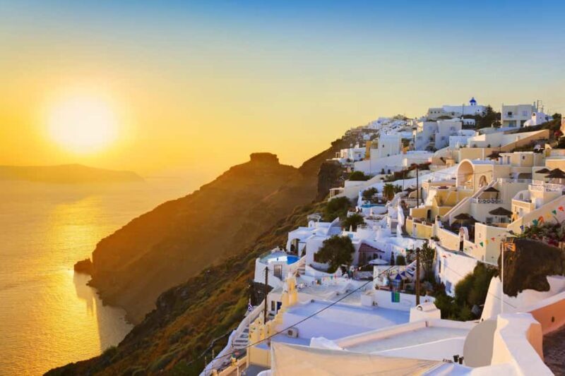 3 days to Santorini with Chinese Tour Guide + Ferry + Hotel - Key Points