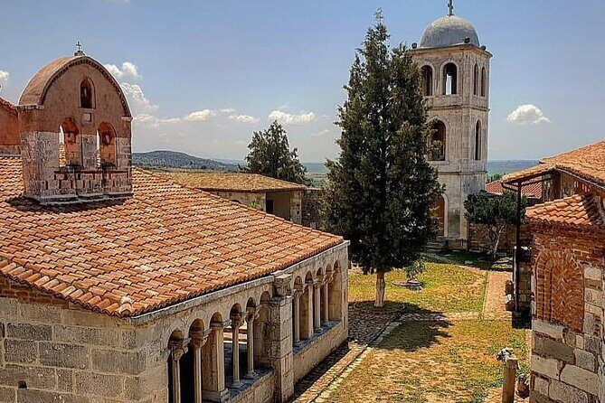 3 Days Tour Beach & Castles. Car & Driver Included with "optional" Accommodation - What the Reviews Say