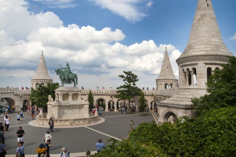 3-Hour Orientation Walking Tour of Buda and Pest - The Experience in Practice