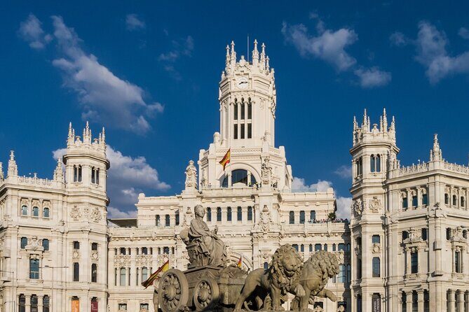 3 Hour Private Bike Tour in Madrid with a Guide - The Experience in Detail
